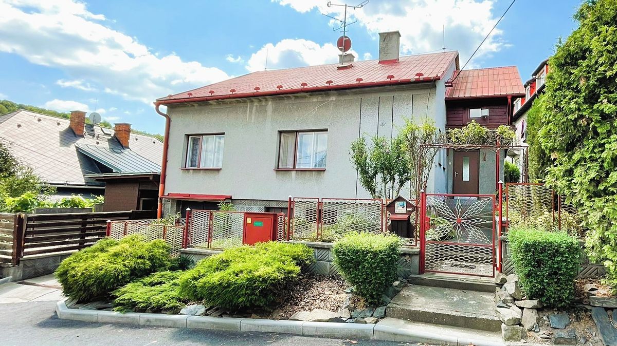 Prodej vícegeneračního domu 234 m², pozemek 574 m²